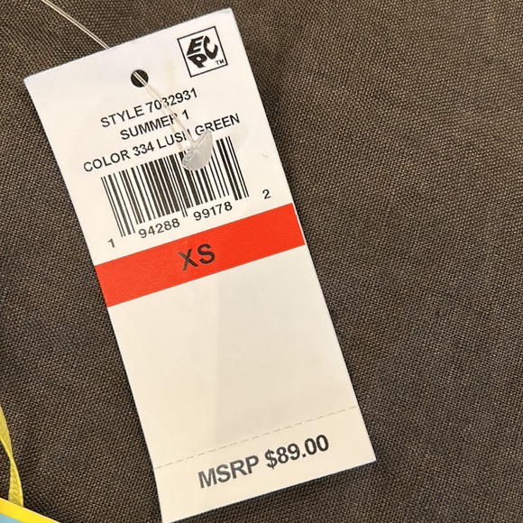 Ce ce Green dress - Picture 6 of 6